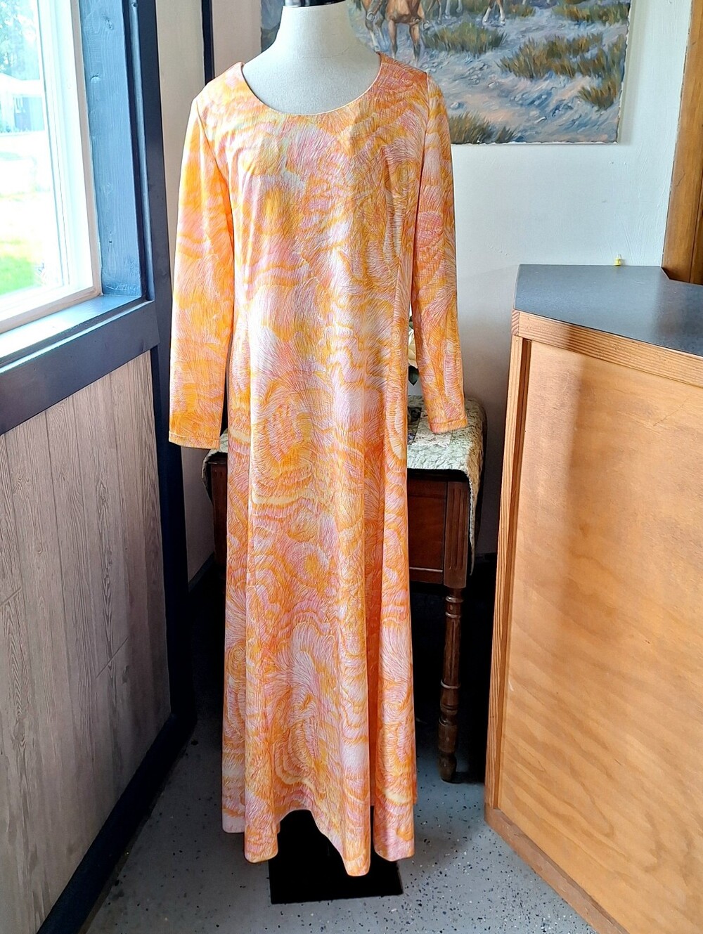Vintage Henry Lee 1970s Psychedelic Swirl Hostess Fit & Flare Dress